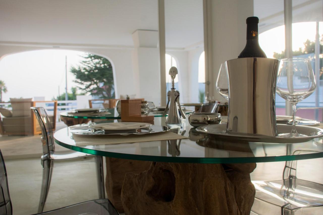 Valentino Luxury Room ปอร์โตเชซาเรโอ ภายนอก รูปภาพ