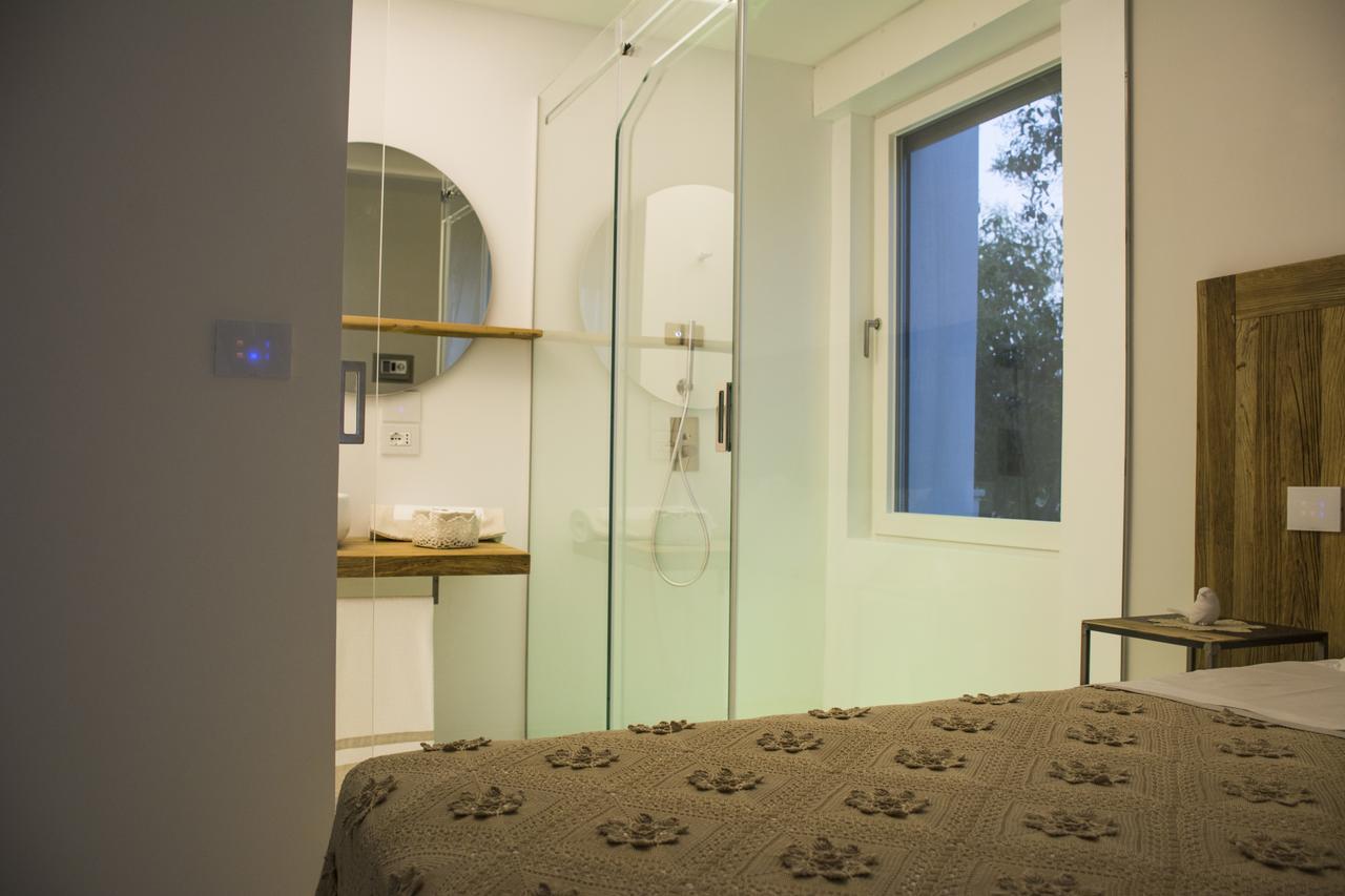 Valentino Luxury Room ปอร์โตเชซาเรโอ ภายนอก รูปภาพ